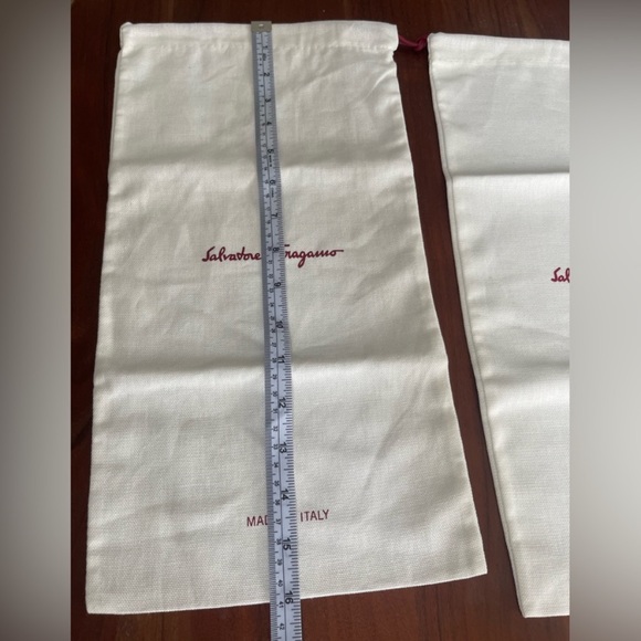 NEW‼️ Salvatore Ferragamo Dust Cover - Picture 5 of 5